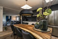 Stoer en vrouwelijk in één interieur