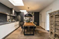 Stoer en vrouwelijk in één interieur